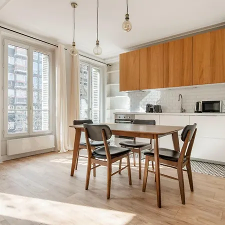 With Sophisticated One Bedroom - Verifier Le Profil باريس